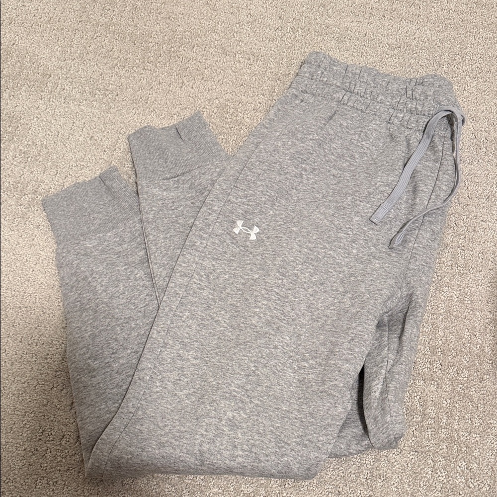 Under Armour Heather Gray Sweatpants